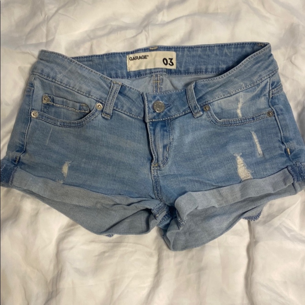 Short shorts